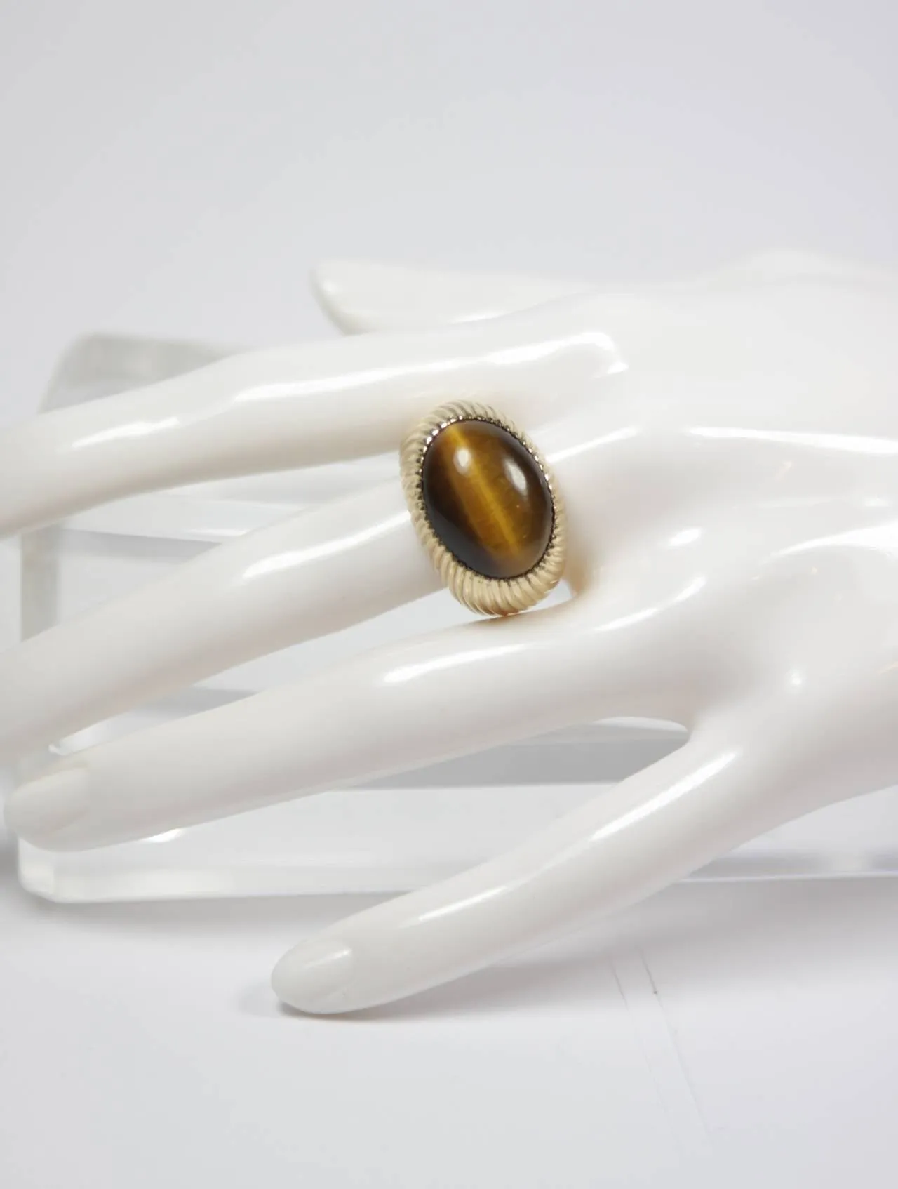 QUARTZ 14 Karat Gold Tiger's Eye Gold Ring Size 9 1/2