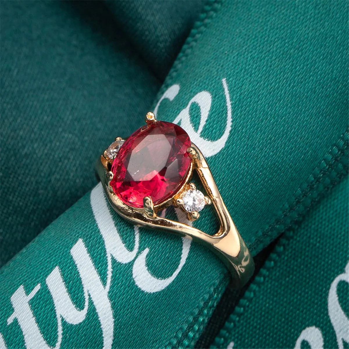 Rose Crystal & Cubic Zirconia Oval Ring
