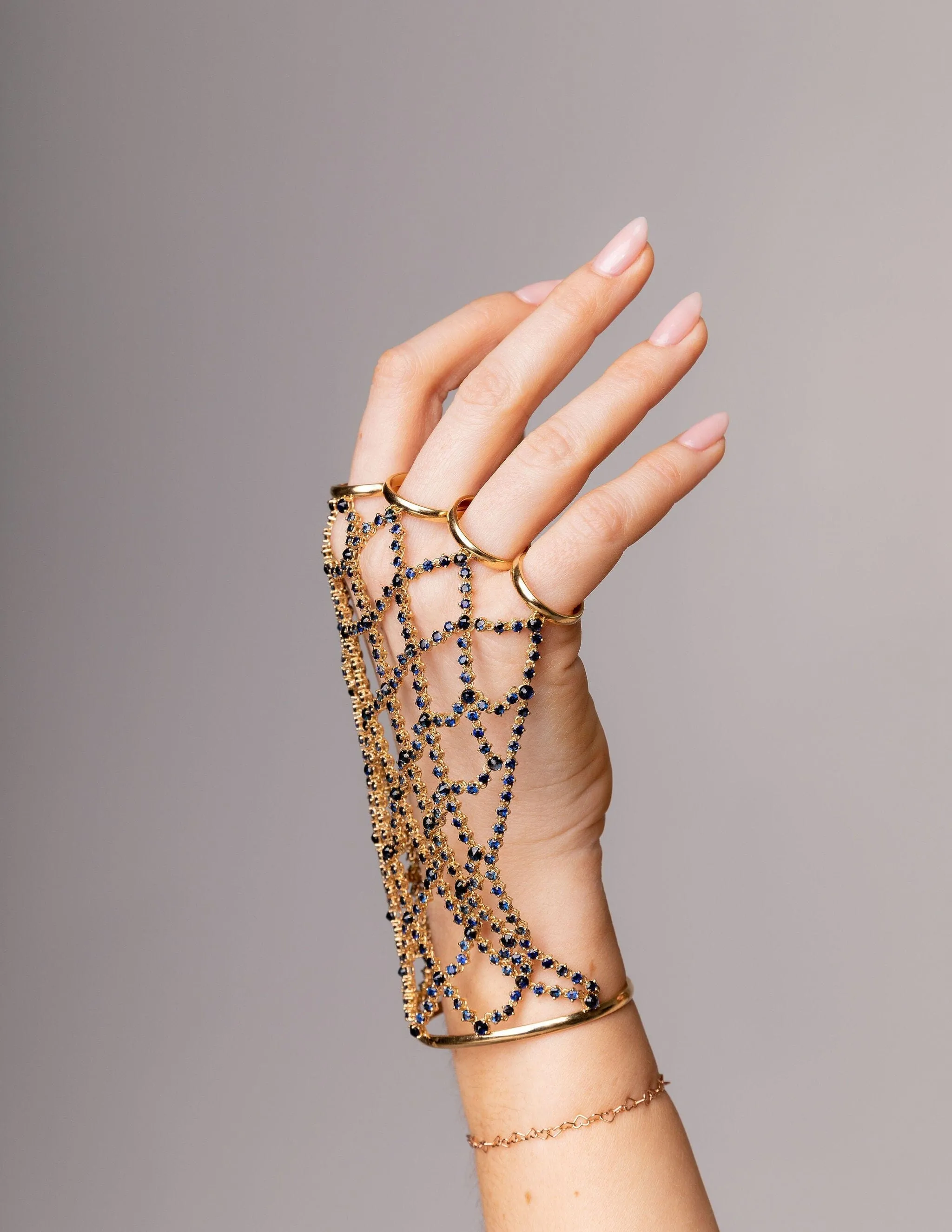 Sapphires Gauntlet Rings & Bracelet