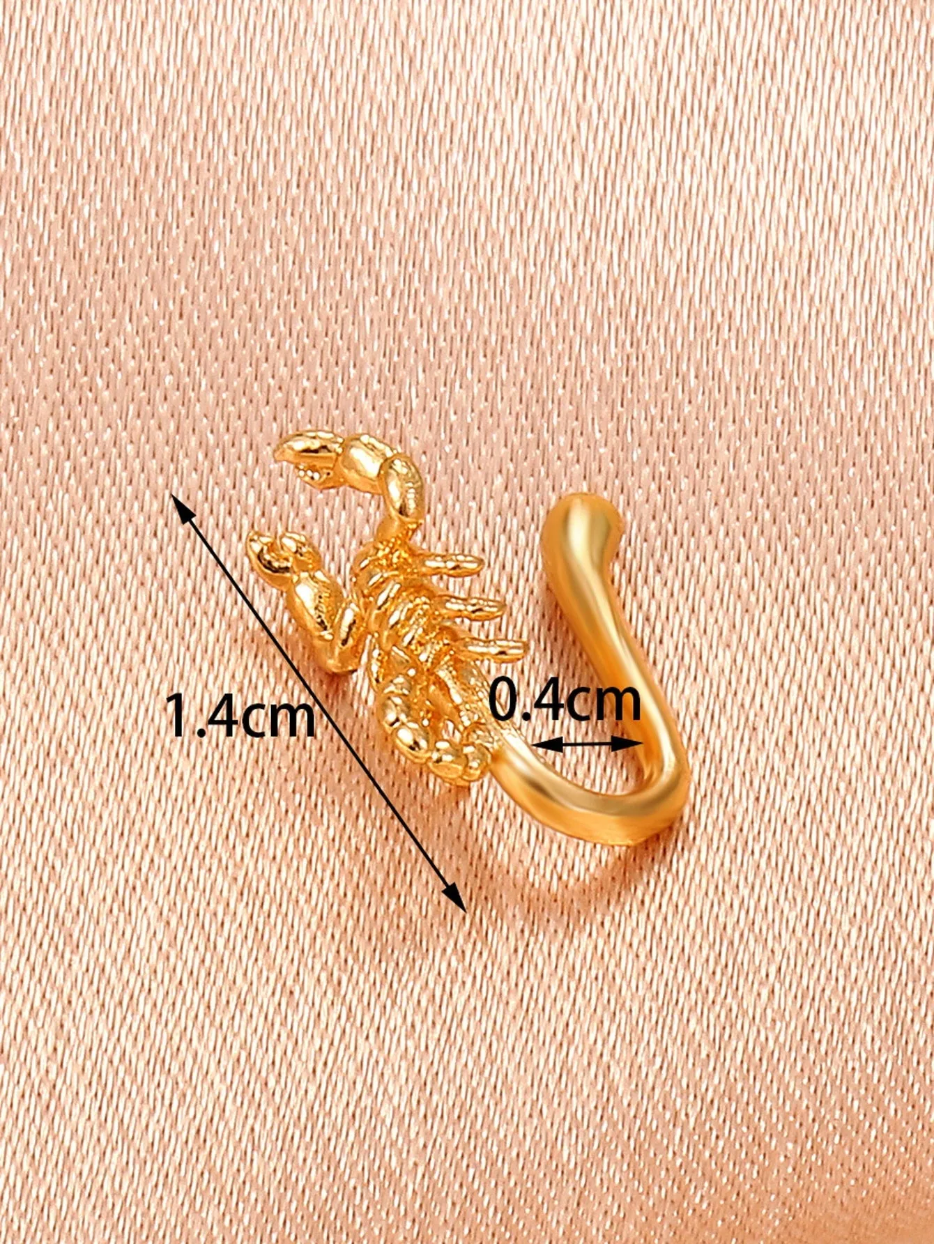 Scorpion Decor Nose Cuff - Gold