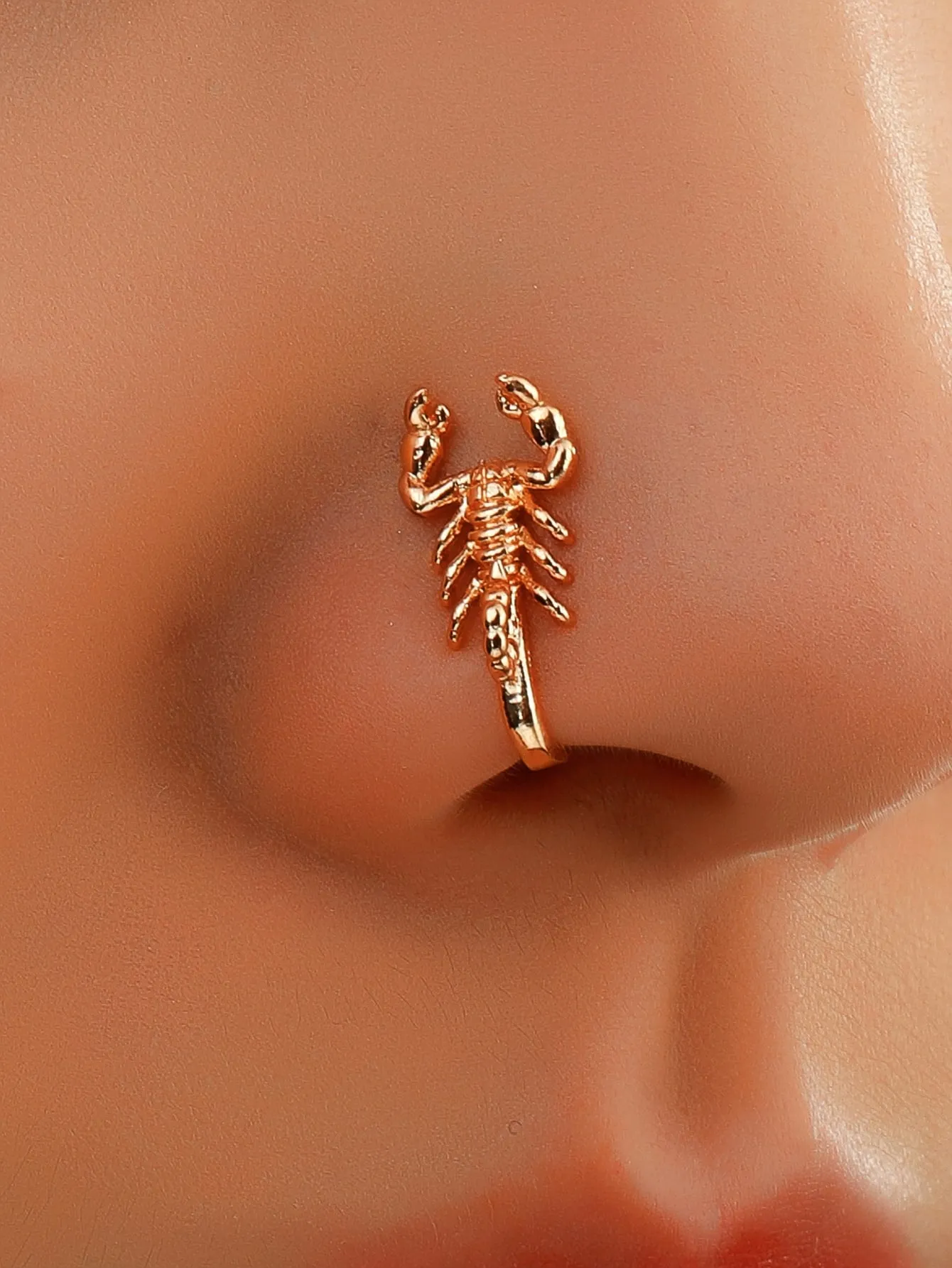 Scorpion Decor Nose Cuff - Gold