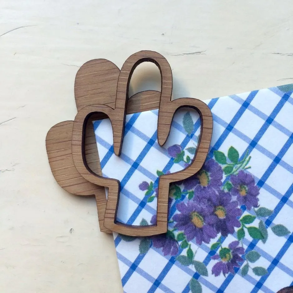Set of 6: 20mm Daisy DIY Bezels