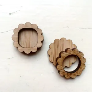 Set of 6: 20mm Daisy DIY Bezels