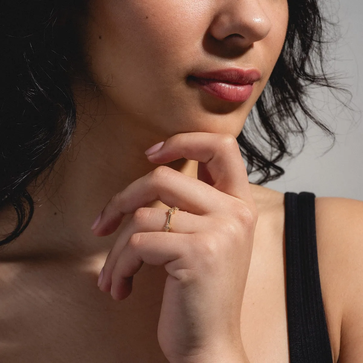 Solid Gold Salt and Pepper Diamond Ribbed Ring