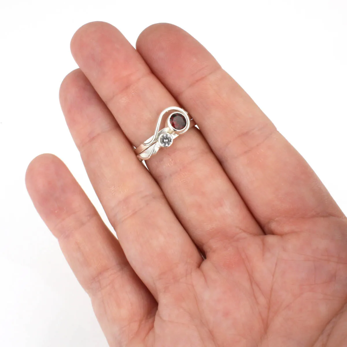 Spiral Ring with 5mm Garnet