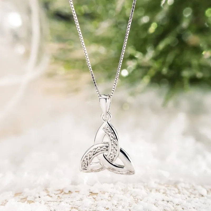 Sterling Silver Celtic Trinity Knot Pendant with Chain S44867