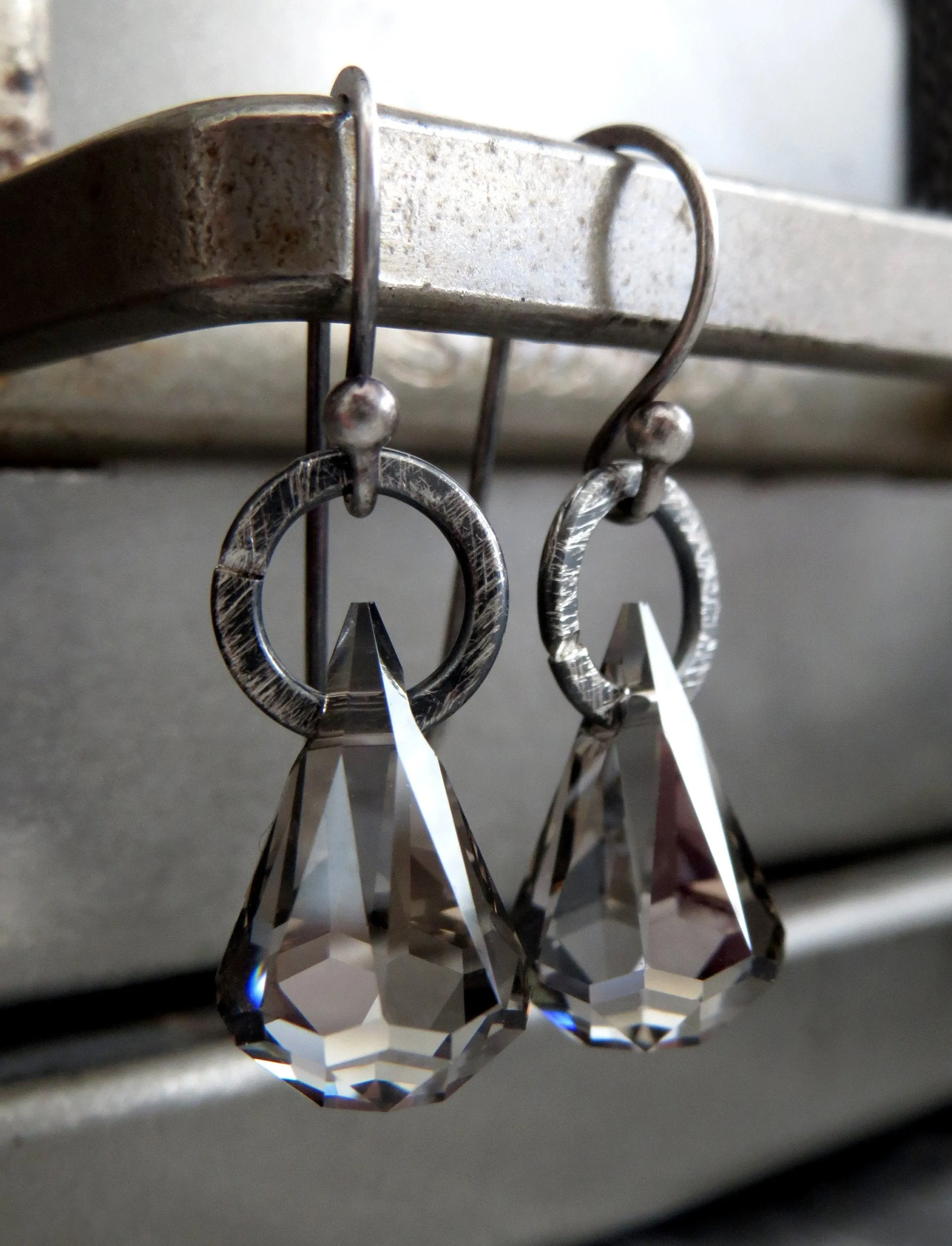 STRIKE - Small Sheer Grey Crystals Earrings