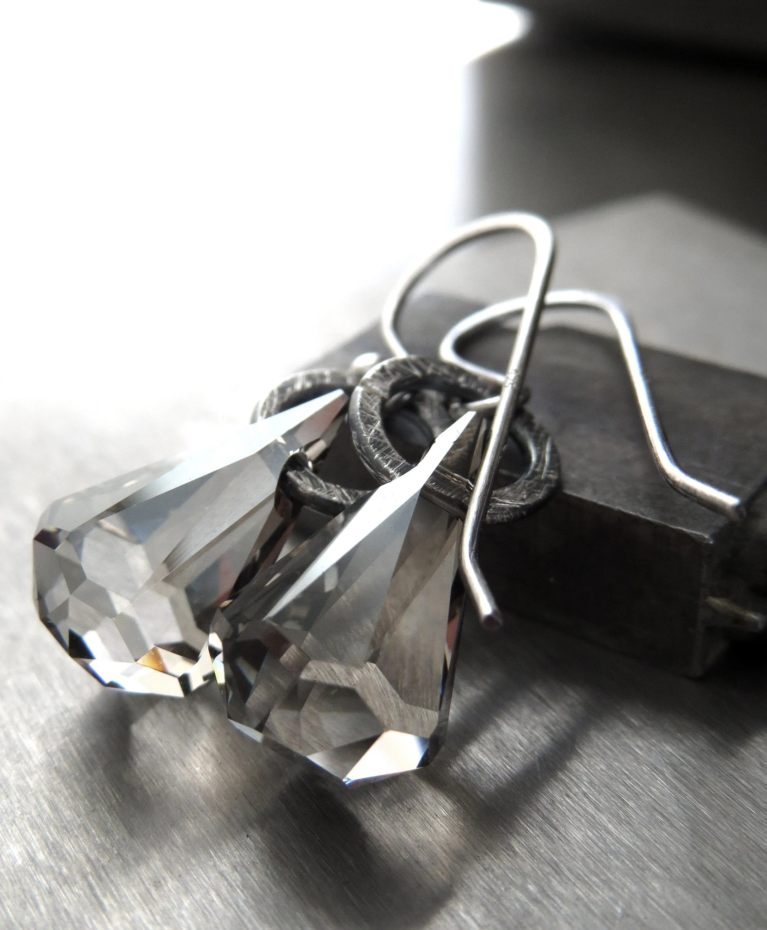 STRIKE - Small Sheer Grey Crystals Earrings