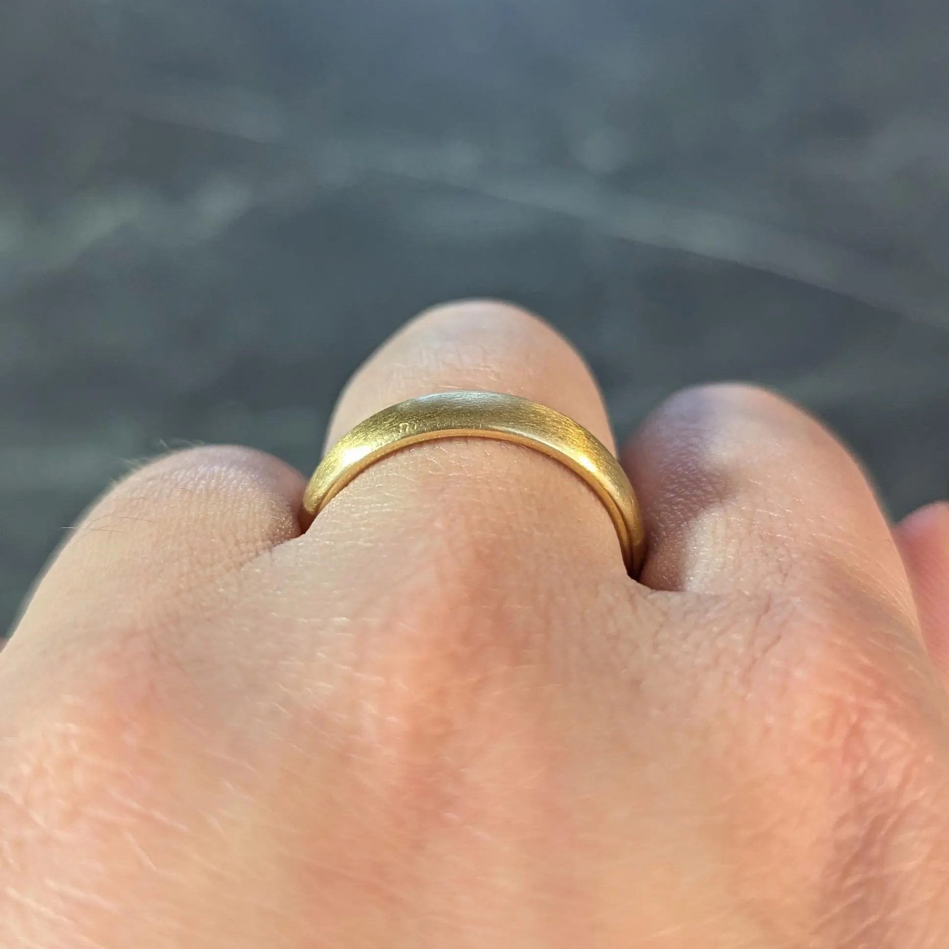 Tiffany & Co. 1999 18 Karat Yellow Gold Vintage Brushed Forever Men's Wedding Band Ring