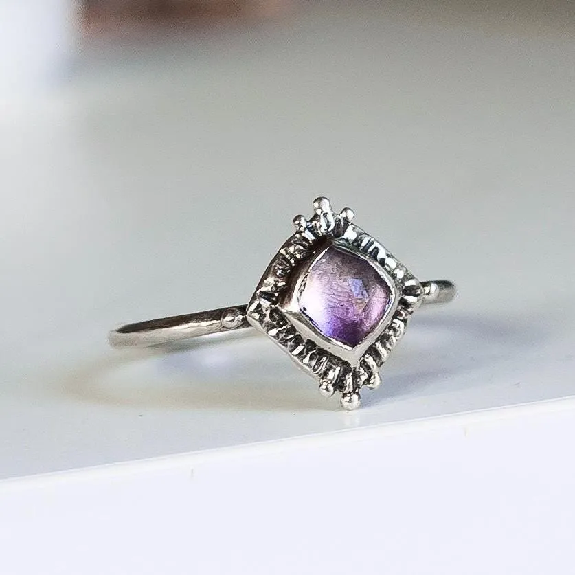 TRINITY / Pink Amethyst Ring