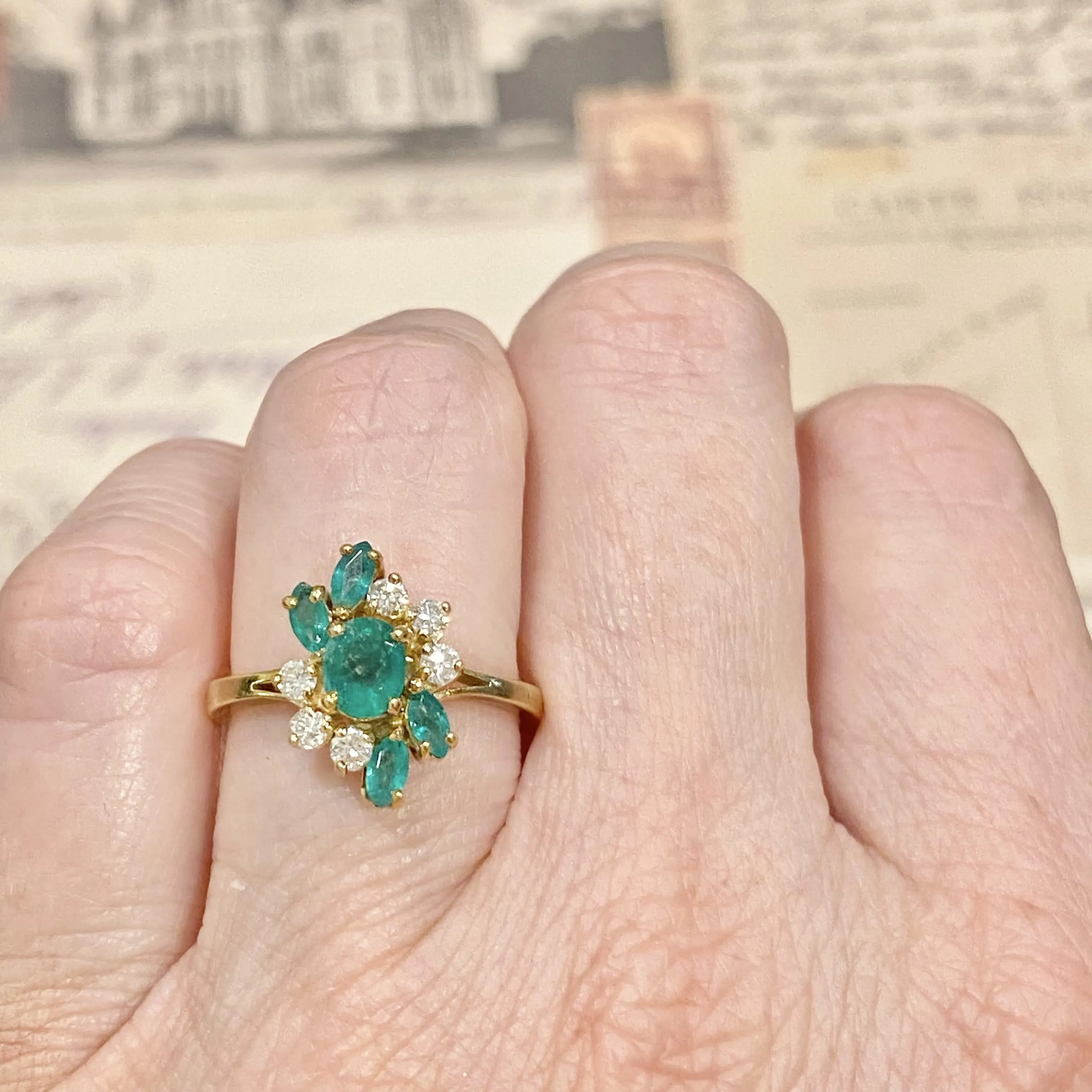Vintage 18K Yellow Gold Emerald & Diamond Ring
