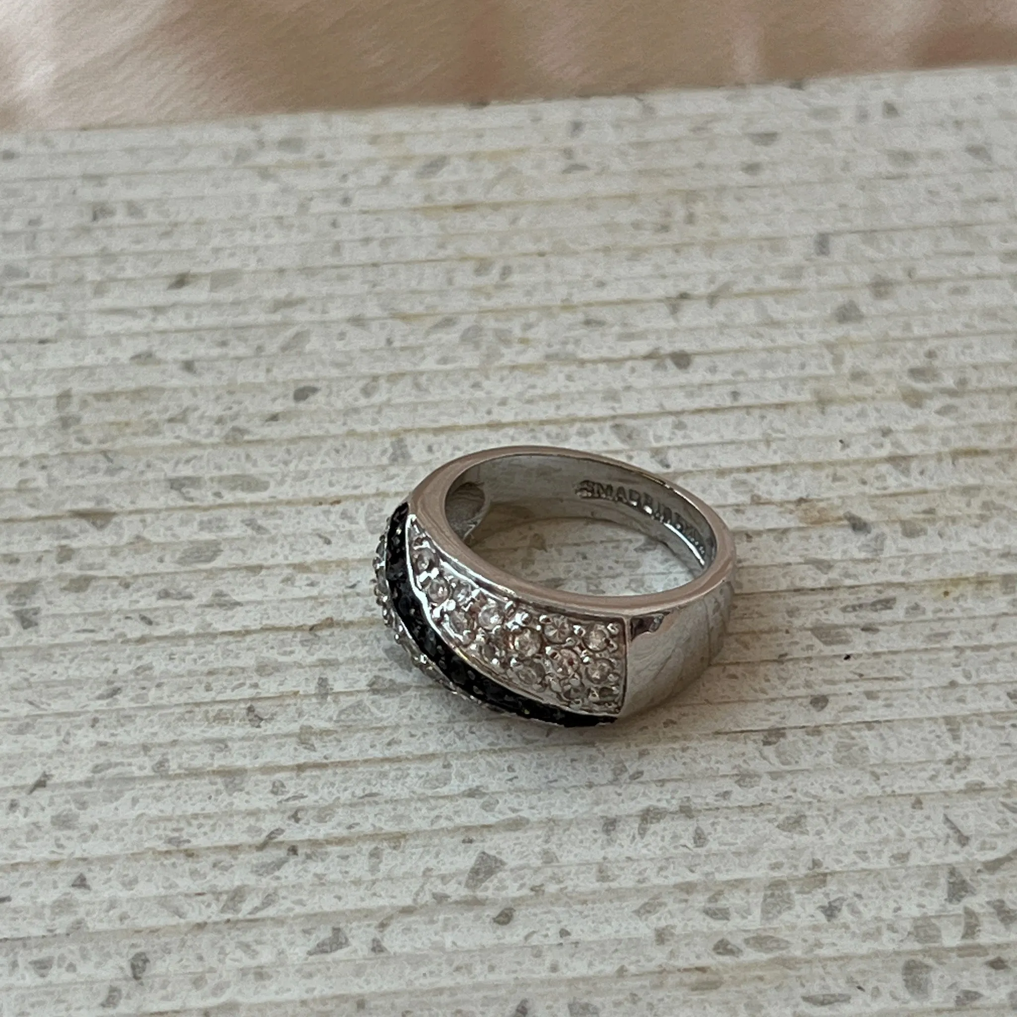 Vintage Black Stripe Ring
