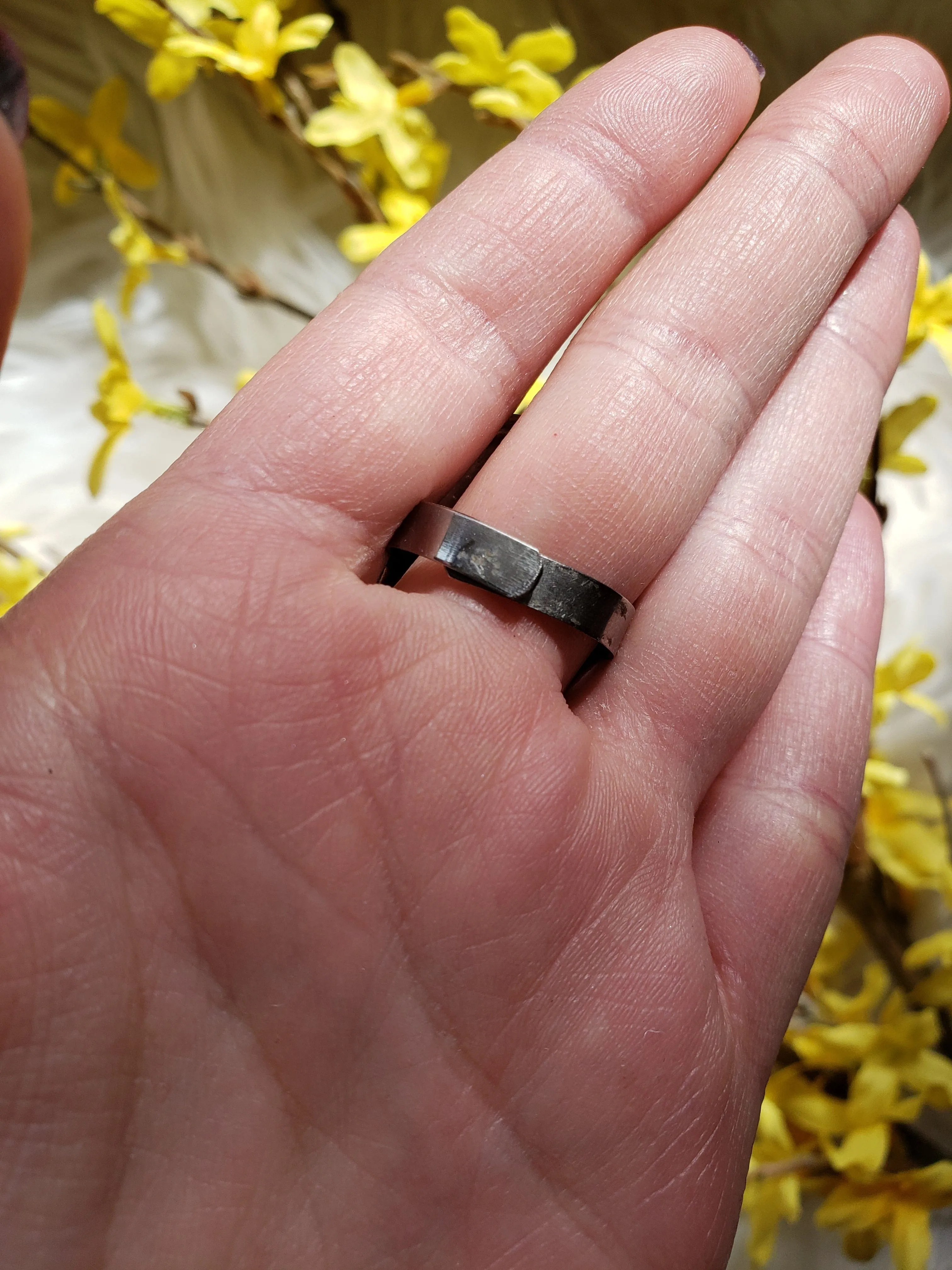 Vintage - Mother of Pearl Ring