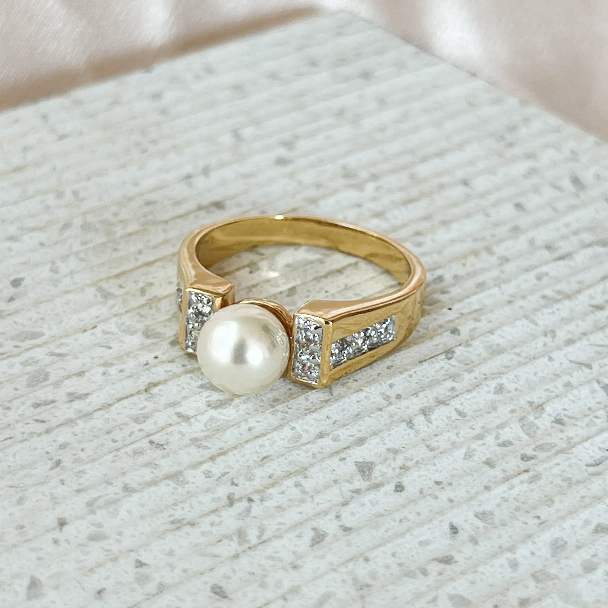 Vintage Pearl Ring