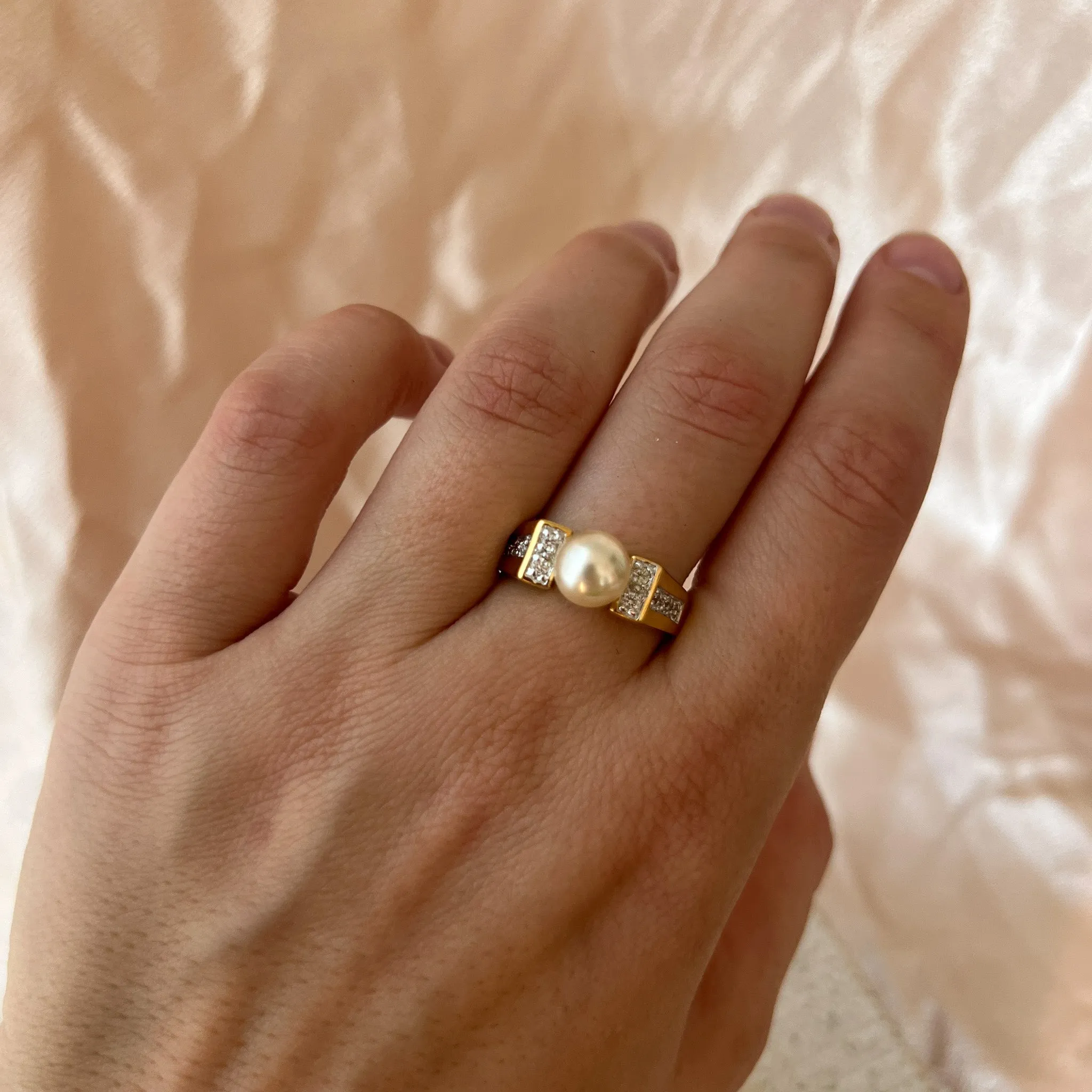 Vintage Pearl Ring