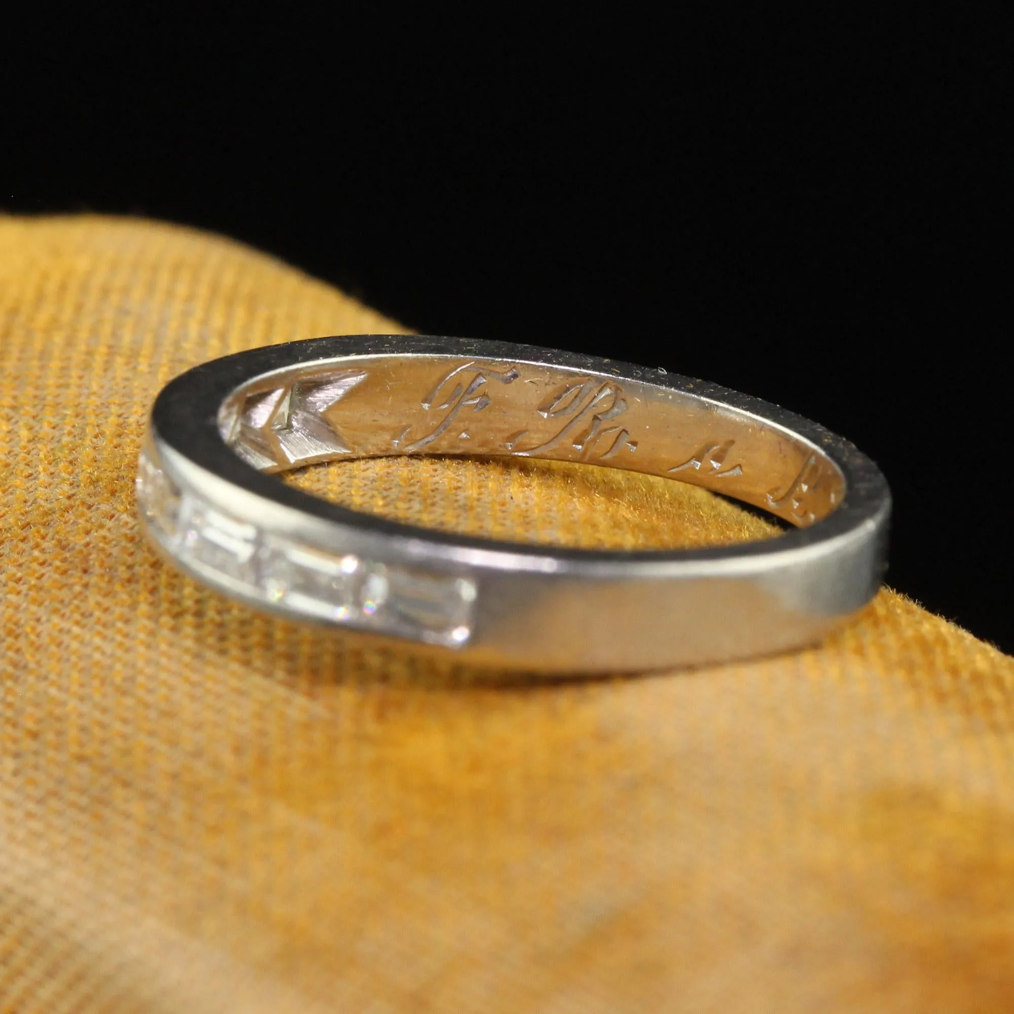 Vintage Retro Platinum Baguette Diamond Engraved Wedding Band - Size 7 1/4