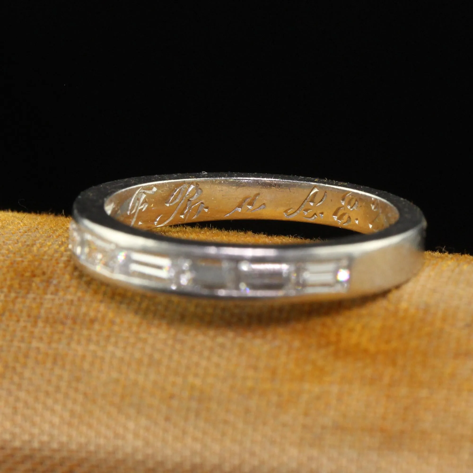 Vintage Retro Platinum Baguette Diamond Engraved Wedding Band - Size 7 1/4