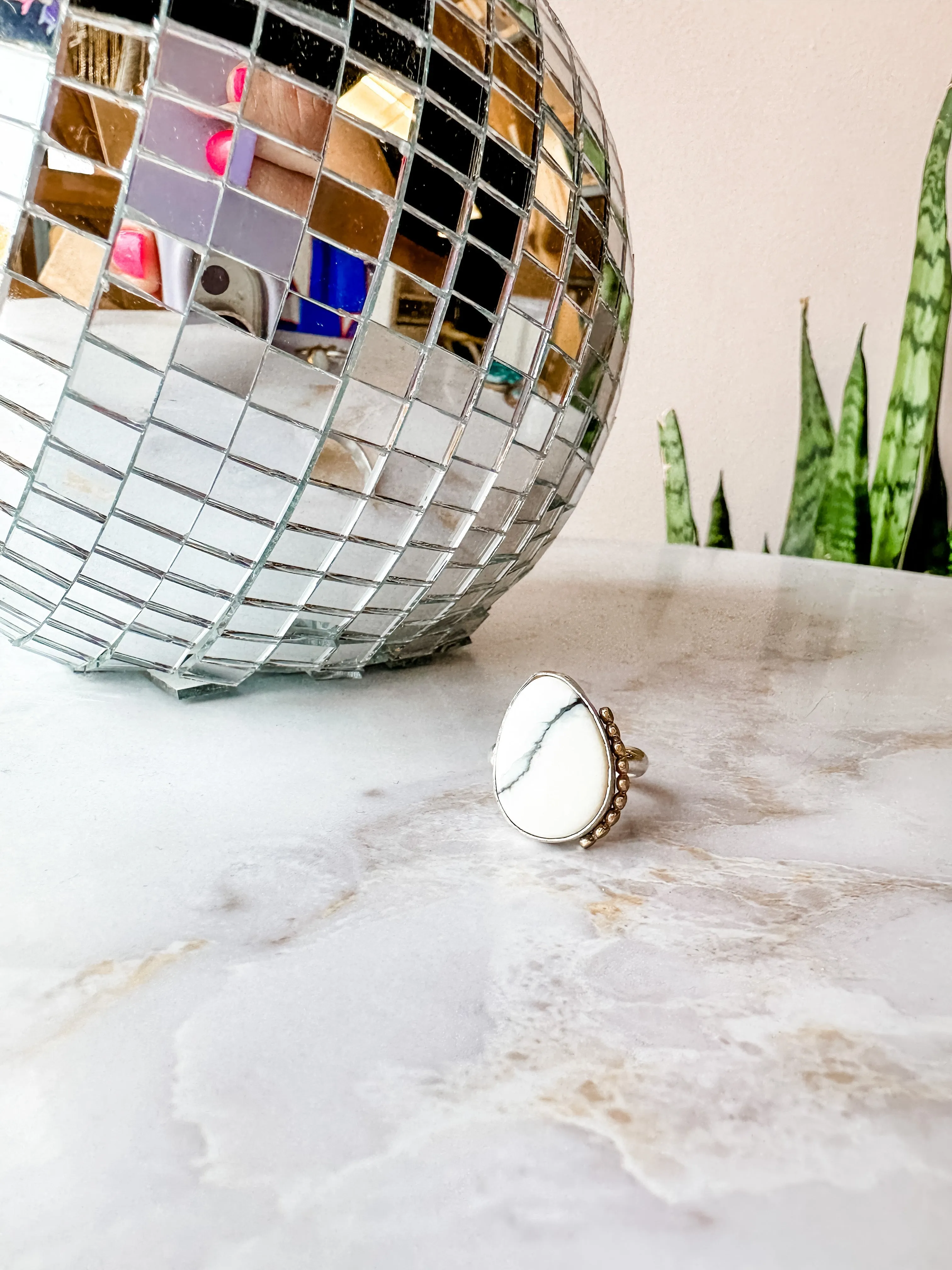 White Variscite Gold Bead Details Statement Ring size 5.5