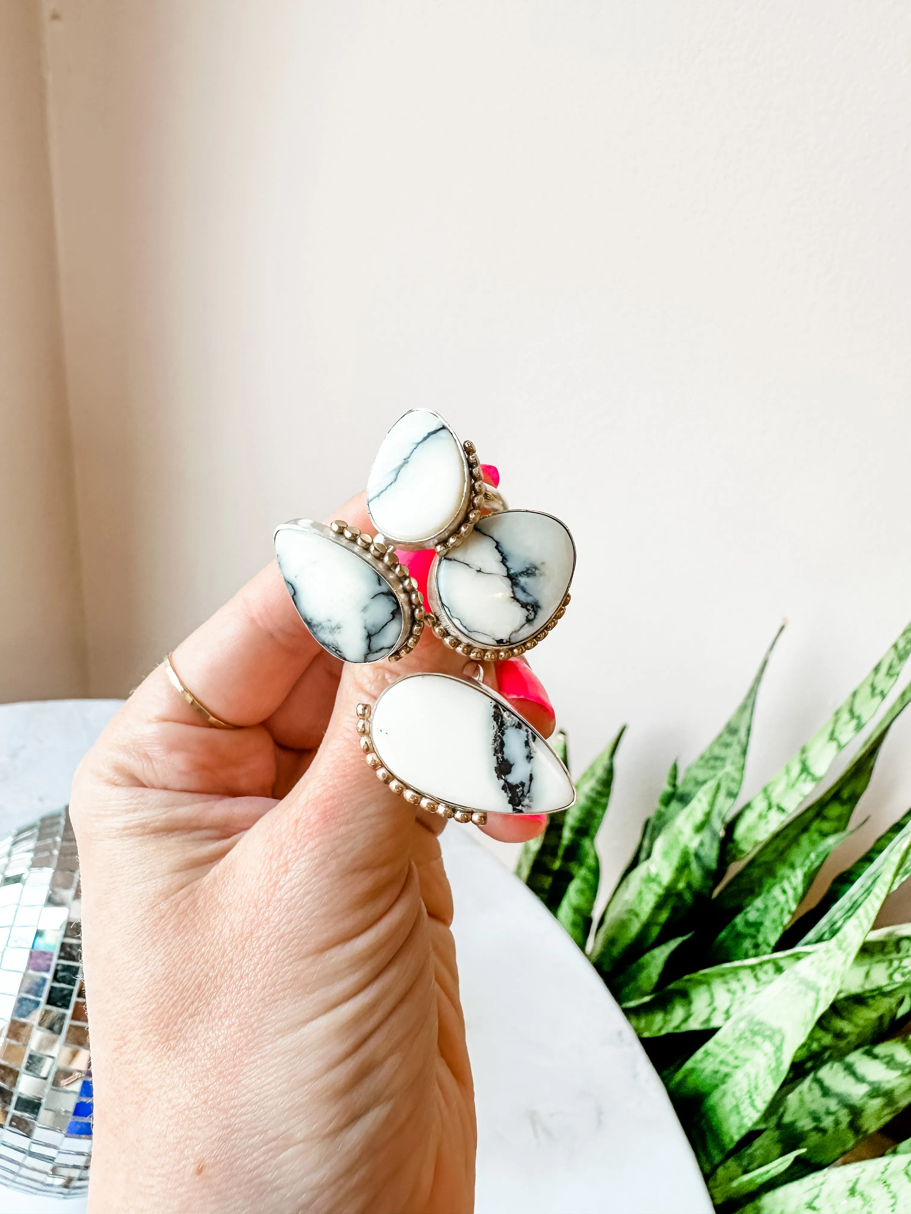 White Variscite Gold Bead Details Statement Ring size 5.5
