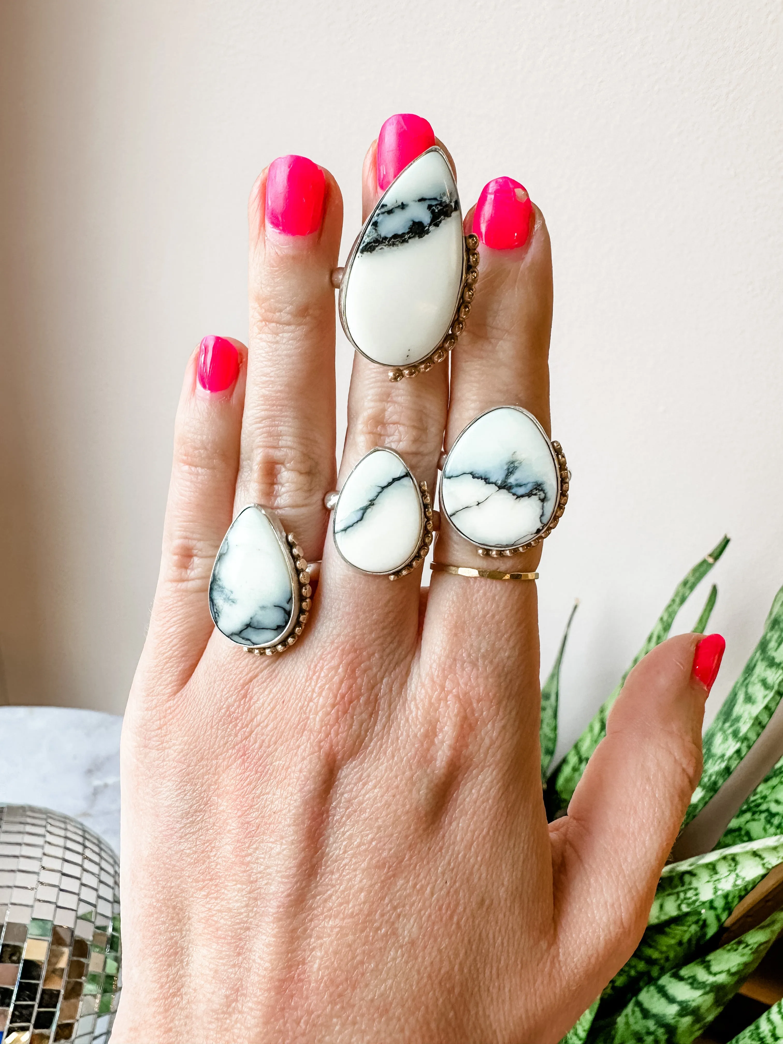 White Variscite Gold Bead Details Statement Ring size 5.5