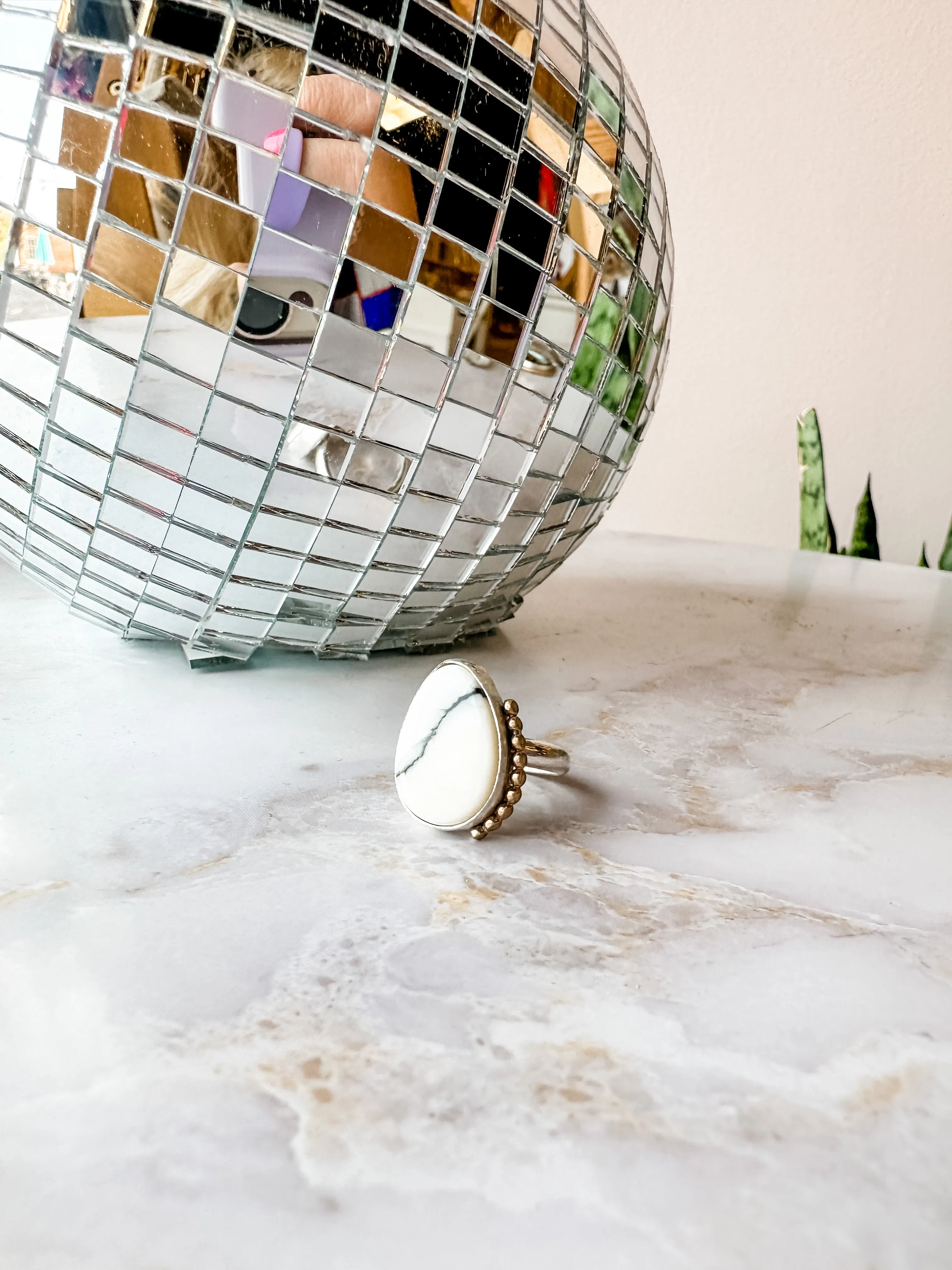 White Variscite Gold Bead Details Statement Ring size 5.5