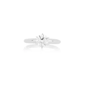 Women's diamond ring